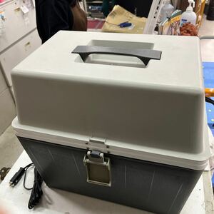 美品　ポータブル温冷庫　レジャーボックス　tch-15y