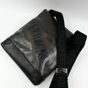 1円 【希少】フェラガモ Salvatore Ferragamo メンズ ビジネス ショルダーバッグ メッセンジャー ボディ レザー 斜め掛け 黒 サコッシュ