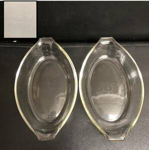 《食器》 IWAKI「PYREX：パイレックス 耐熱ガラス グラタン皿 2個」 縦幅×横幅：約11.7cm×19.5cm・高さ：約3.7cm 小さな欠けあり
