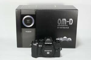 オリンパス OM-D E-M5 MarkIII ボディ ブラック OLYMPUS　中古