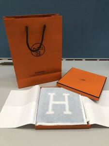 お買い得 ☆未使用☆ HERMES エルメス アヴァロン ハンドタオル コットン 100% 綿 レディース メンズ ライトブルー系×ホワイト系 ハンカチ