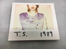 c0131-05★CD アルバム/ 洋楽/ テイラースウィフト/ TAYLOR SWIFT /T.S. 1989 / SHAKE IT OFF /CLEAN / 他_画像1