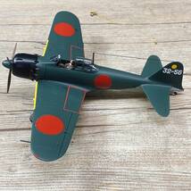 TAMIYA/タミヤ 三菱 MITSUBISHI 日本海軍零式艦上戦闘機52丙型 A6M5c 傑作機シリーズNo.16 1/48 組立済 完成品 プラモデル 説明書付き 菊E_画像2