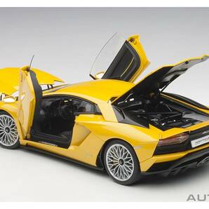 未開封新品 AUTOart オートアート 1/18 Lamborghini ランボルギーニ Aventador アヴェンタドール S メタリック・イエロー 79132の画像3