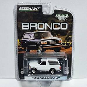 GREENLIGHT 1/64‐1993 Ford Bronco XLT Oxford White /グリーンライト/フォード・ブロンコ/OFF ROAD/SUV/ピックアップ トラック の画像2