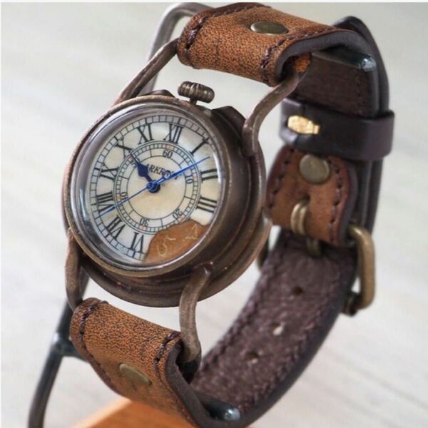美品　手作り腕時計 Araki ARKRAFT ヴィンテージ調腕時計　本革