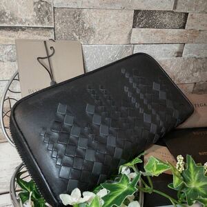 1円【至高の逸品】BOTTEGA VENETA ボッテガヴェネタ 長財布 ラウンドジップ ファスナー イントレチャート ブラック系 箱 保存袋付