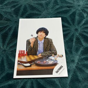 SixTONES ポートレートシリーズ2022 松村北斗 公式写真 オフショット