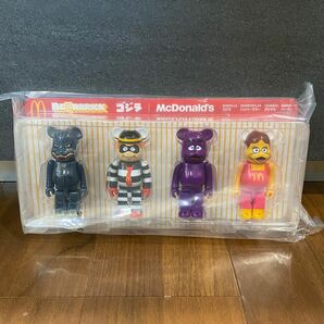 マクドナルド ゴジラ ベアブリック