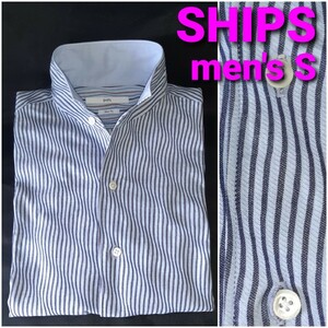 【美品】SHIPS スタンドカラーシャツ メンズS 水色ヨロケストライプ