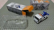 [TINY]1/64 No.144 いすゞ Nシリーズ トートラック(エルフ レッカー車/牽引車)_画像1