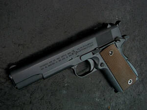 WE M1911A1 US ARMY リアル刻印、マットブラック塗装。