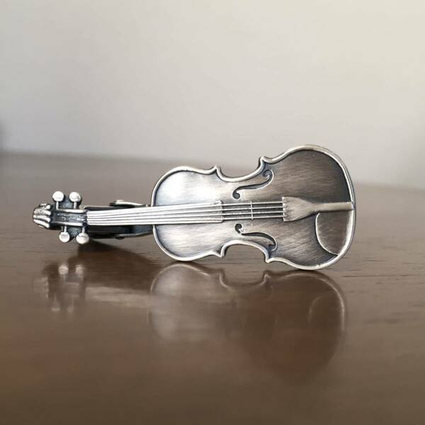 【新品未使用】日本製　バイオリンのネクタイピン【送料無料】