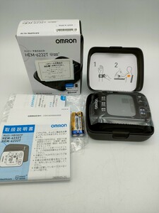 1円〜 OMRON オムロン HEM-6232T 手首式血圧計 ブラック スマートフォン対応 薄型カフ 箱つき 説明書つき 