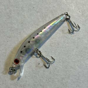 バスデイ シュガーミノー50S ゴーストホロシラス Bassday Sugar Minnow S 50mm メバルプラグ 廃盤カラー