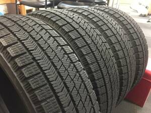 個人宅でも送料込み!!155/65R14☆即決価格!!BS　VRX2 ☆スタッドレス☆4本☆21年製造 S40