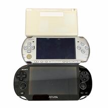 1円～ Playstation PS VITA/PCH-1100 PSP-3000 ニンテンドーDS Lite Wii ゲーム機まとめ ソフト大量まとめ 中古 現状品 動作未確認 _画像2