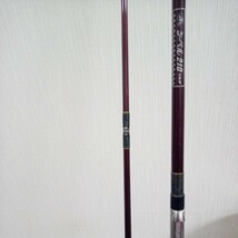 シーベル　210　重り負担不明　全長2.1m　仕舞い1.11cm　繋ぎ2本　船　ボート　他　竿　釣具　140サイズ　j8551_画像3