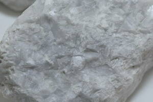 福島県田村市産　結晶質石灰岩7個　石灰石、大理石、カルサイト、炭酸カルシウム