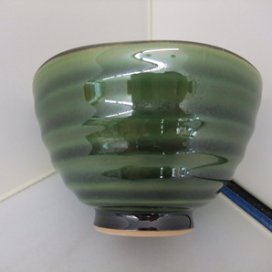 日本製 美濃焼  織部内筋 飯碗  手描き  大  茶碗 １１．５ｃｍ  味わい深い色合いの画像5