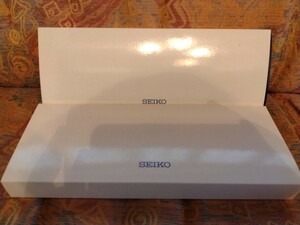 セイコー高級ペアー革ベルト専用ボックス　2個　未使用　新品　正規品ボックス　非売品　高級感のあるボックスです。