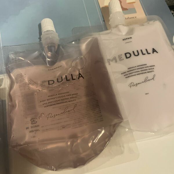 MEDULLA のシャンプーとトリートメント