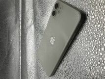 iPhone11[64GB] SIMロック解除 au/UQ ホワイト【安心保証】_画像3