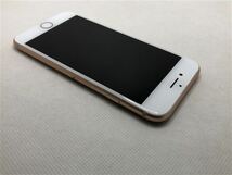 iPhone8[64GB] SIMロック解除 docomo ゴールド【安心保証】_画像6
