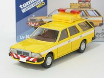 日産セドリックバン 道路パトロールカー LV-N306a【トミーテック社1/64ミニカー】【トミカの時】_画像1