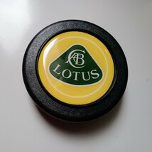 LOTUS ホーンボタン _画像1