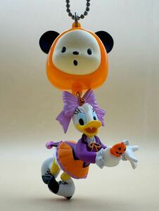 256 ディズニーストア　ハロウィン　カプセルトイ デイジーキーホルダー　TDR TDL TDS DS