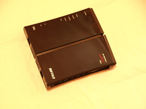 WZR-HP-G300NH/U wi-fiルーター