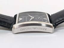 【17724】 EMPORIO ARMANI エンポリオアルマーニ AR-1636 スモセコ 腕時計 クォーツ レザーベルト 黒色 メンズ レディース 人気ブランド_画像4
