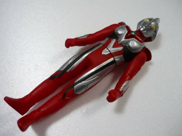 [管01]【送料無料】ソフビ ウルトラマンネクサス ジュネッス 2014 約14cm ライブサイン バンダイ フィギュア ギンガ