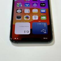 SIMフリー iPhone 11 Pro Max ミッドナイトグリーン 64GB 3F913J/A バッテリー最大容量100％ アクティベーションロック解除済_画像7