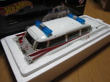 1/18　ホットウィール　マテル　ゴーストバスターズ　ECTO-1　1/18 HOT WHEELS　Ghost Busters　ECTO-1 _画像3