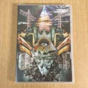 【見本盤 美品 Blu-ray(ブルーレイ)】 the GazettE(ガゼット)『TOUR11-12 VENOMOUS CELL FINALE OMEGA LIVE AT 01.14 YOKOHAMA ARENA』の画像1