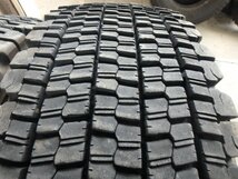 C136 送料無料【245/70R19.5 136/134】ブリヂストン W900 スタッドレス 2本 2022年製_画像2