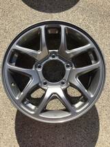 SUZUKI ジムニー純正アルミホイール 16×5.5J+22 139.7-5H 美品中古品4本_画像2