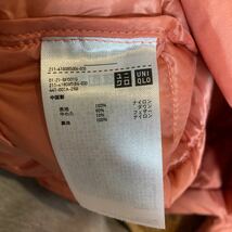 よ1299 UNIQLO ユニクロ ライトダウン ライトダウン ダウンジャケット M レディース サーモンピンク 軽量ダウン コンパクトダウン_画像4