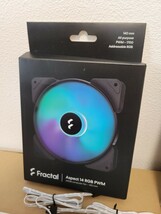 PCケースファン　Fractal aspect 14 RGB pwm　(未使用) 　&　scythe　120mm ファン(中古美品)　&　NZXT　120mmファン(ケース取り外し品)_画像2