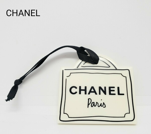 シャネル　CHANEL　チャーム　キーホルダー　限定品　