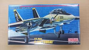 ファインモールド　1/72　グラマン　F-14A　トムキャット【未組立】