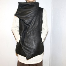 16AW美品 定価245300円 JULIUS ユリウス カバード レザー ダウン ベスト ジャケット size2 M incarnation 557VEM4-BK guidi rick owens_画像1