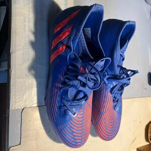 adidas スパイク　PREDATOR