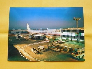  Haneda airport JAL B747 jumbo day . postcard picture postcard picture postcard Japan Air Lines airplane 