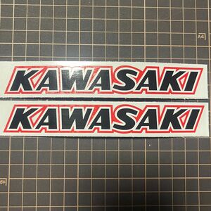 Kawasaki カワサキ　カッティングステッカー　旧車　重ね貼り【黒、赤】２枚セット