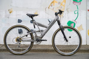 CANNONDALE SUPER V 500 中古