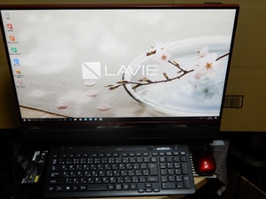 ■NEC LaVie Desk All-in-one DA770/B 23.8型狭額縁LED IPS液晶 Windows 10 Core i7 BD(BDXL) 地デジ他3波×2 8GB/3TB