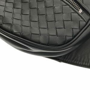 【美品】 BOTTEGA VENETA / ボッテガヴェネタ | 520452 イントレチャート ボディバッグ ウエストポーチ | ブラック | メンズの画像7